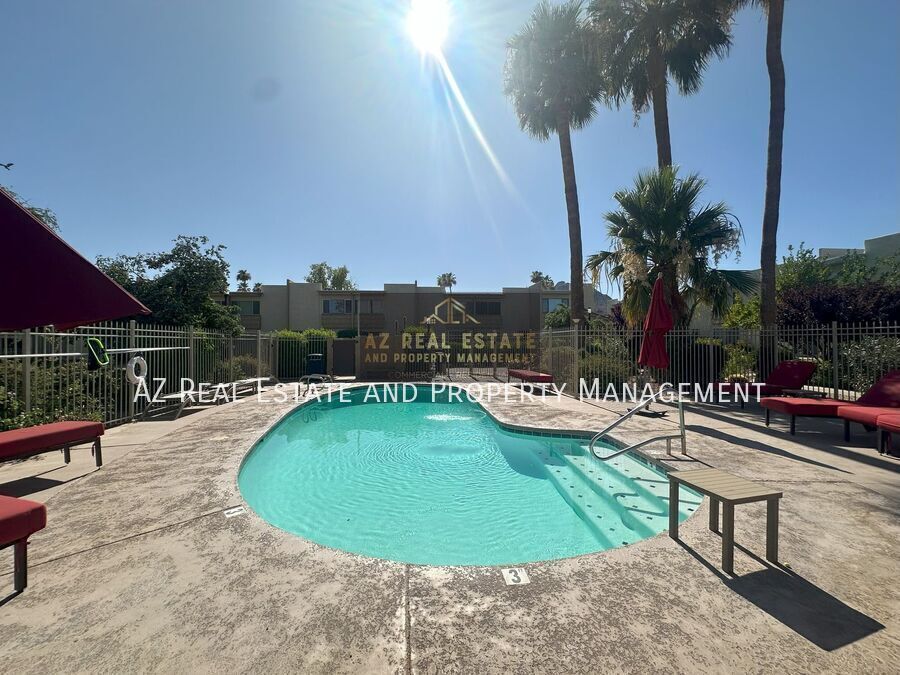 Photo - 4620 N 68th St-104