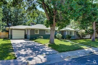 Building Photo - 3124 S Vine Ct
