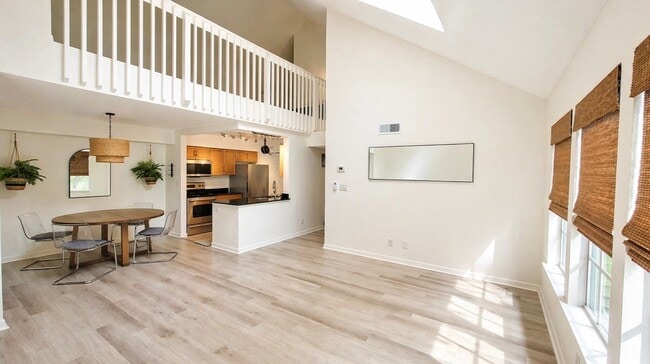 Building Photo - 3266 Haviland Ct