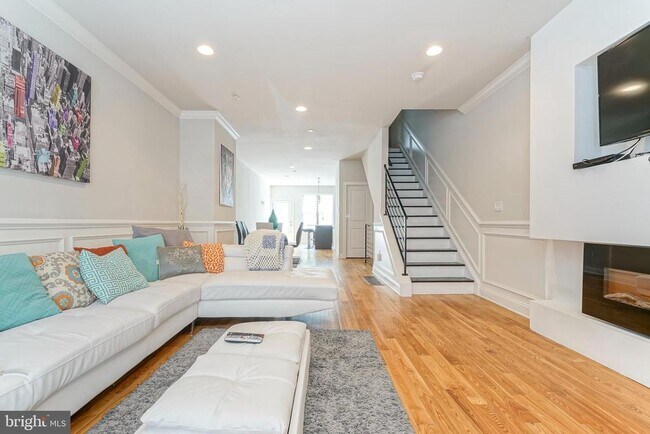 Foto del edificio - 2332 Ellsworth St