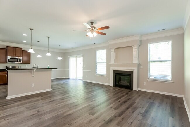 Foto del edificio - 927 Rook Rd