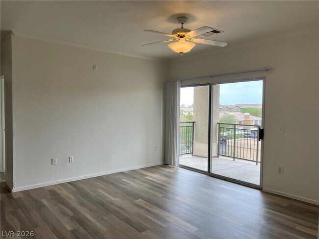 Foto del edificio - 2900 Sunridge Heights Pkwy