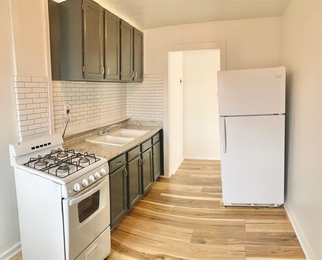 Foto del edificio - 2115 Rice Ave NW