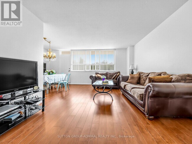 Building Photo - 130 Neptune Dr