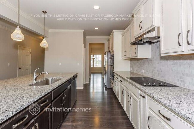 Foto del edificio - 4226 Huntley Glen Dr