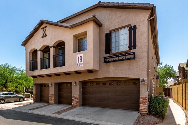 Foto del edificio - 2250 E Deer Valley Dr