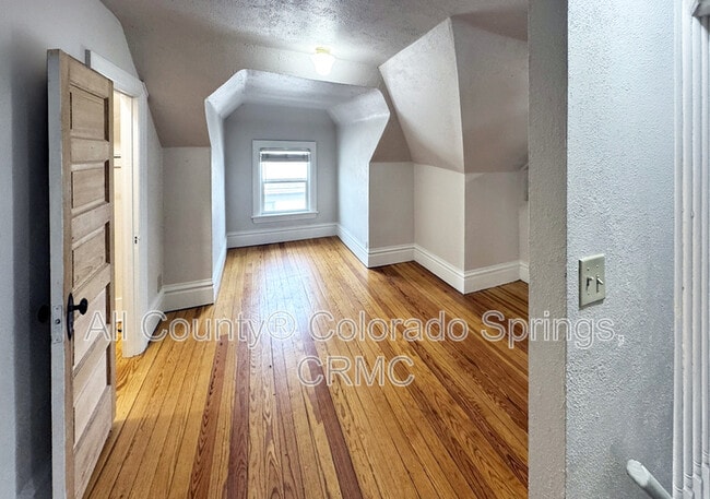 Building Photo - 815 N Nevada Ave
