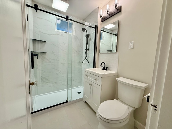 Photo - 35-37 Lindale Ave Apartment