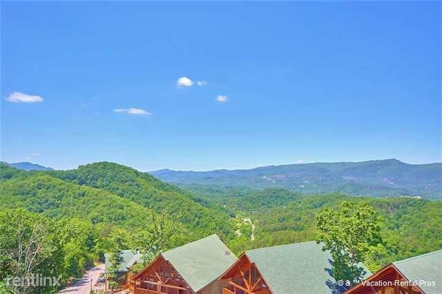 Foto principal - 956 Black Bear Cub Way