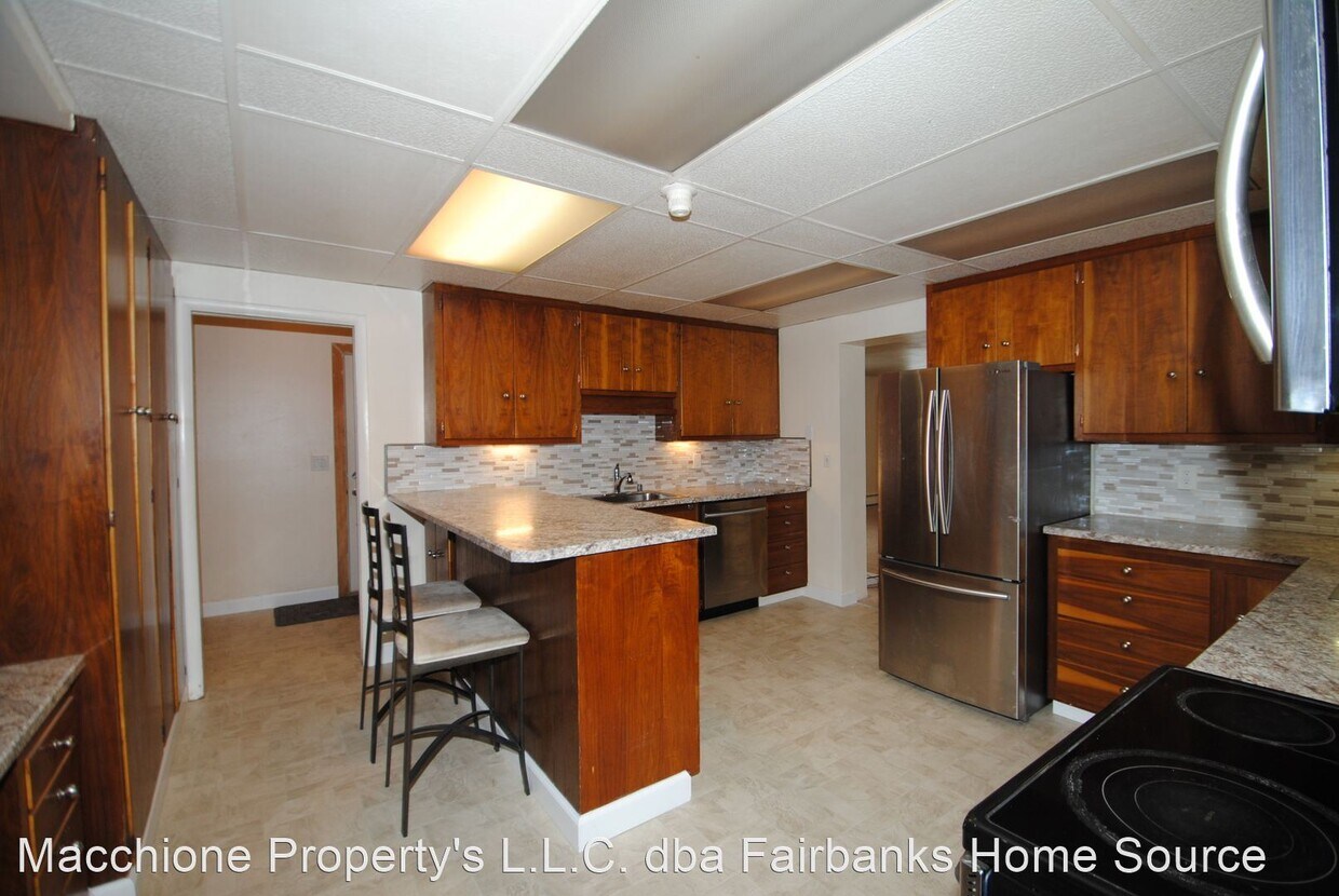 Primary Photo - 4 br, 2 bath House - 2252 Yankovich Rd.