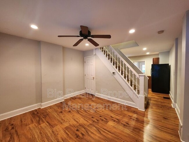 Building Photo - 433 Beaver St