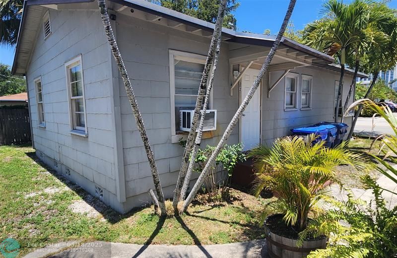 Foto principal - 609 SW 4th Ave
