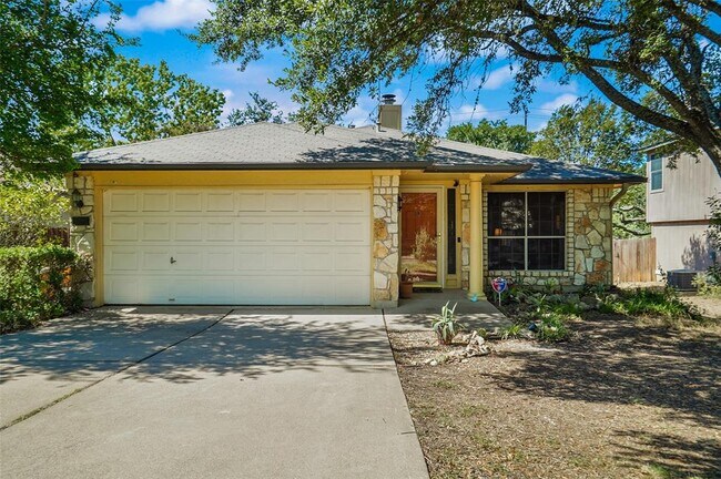 Building Photo - 1422 Wheatfall Ln
