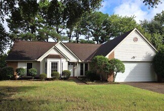 Building Photo - 6972 Crestridge Rd