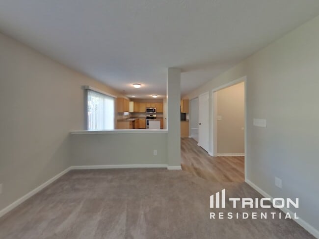 Foto del edificio - 16736 Yeoman Way