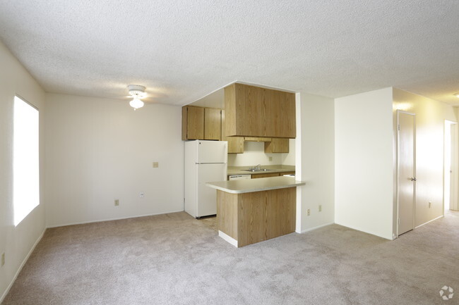 2 BR, 2 BA - 880 SF - Stone Ridge Apartments