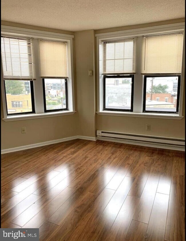 Building Photo - 1400 Point Breeze Ave