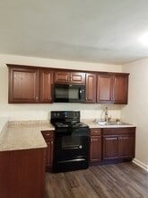 Building Photo - 120 Orange Ave