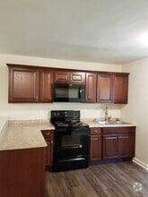 Building Photo - 120 Orange Ave
