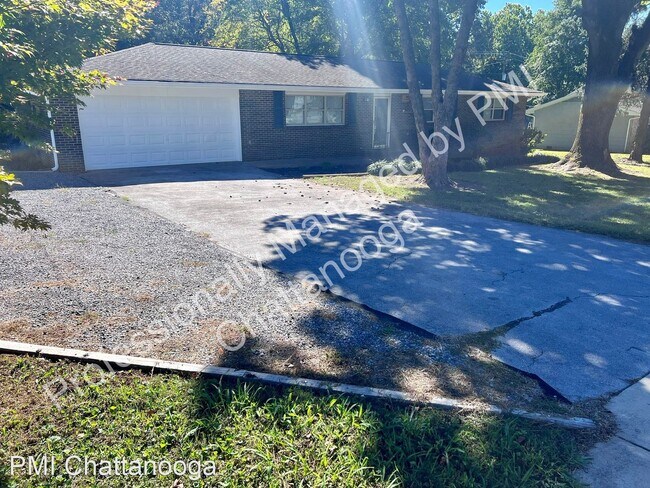 Building Photo - 3 br, 2 bath House - 121 Hamel Drive