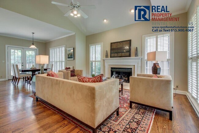 Building Photo - Adorable 3 bd home in the Heart of Green H...