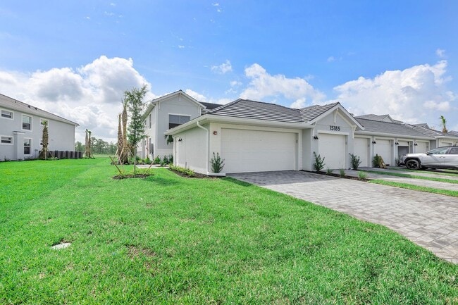 Building Photo - 15185 Bluffton Ln