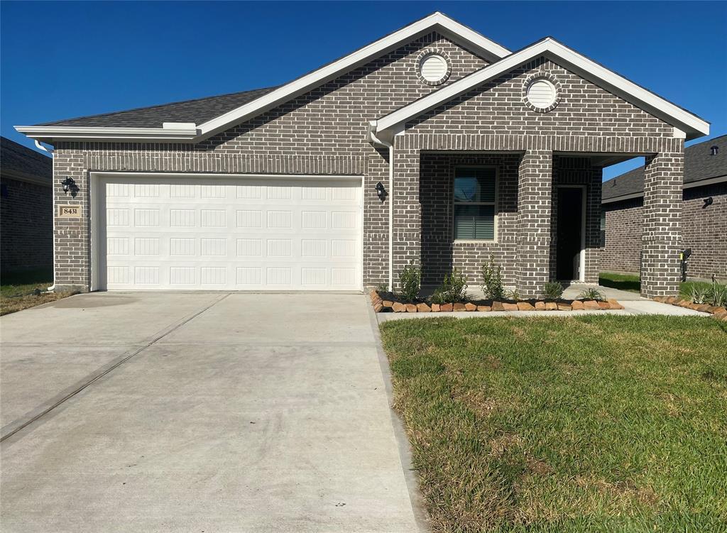 8431 Beacon Bay Cir, Mont Belvieu, TX 77523 House Rental in Mont Belvieu, TX