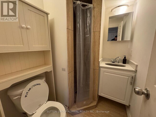 Photo du bâtiment - 180 Carlton St.