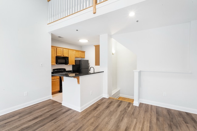 Interior Photo - Millpond at Franklin Lakes