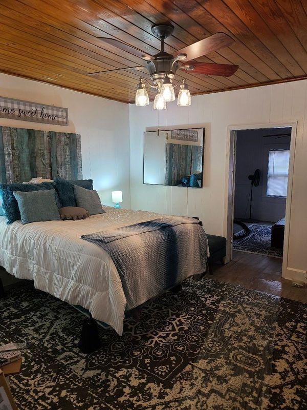 Foto del edificio - 904 Park Ave