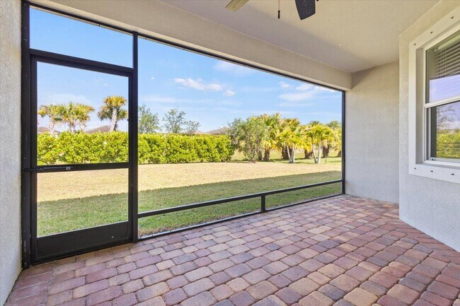 Foto del edificio - 12133 SW Aventino Dr