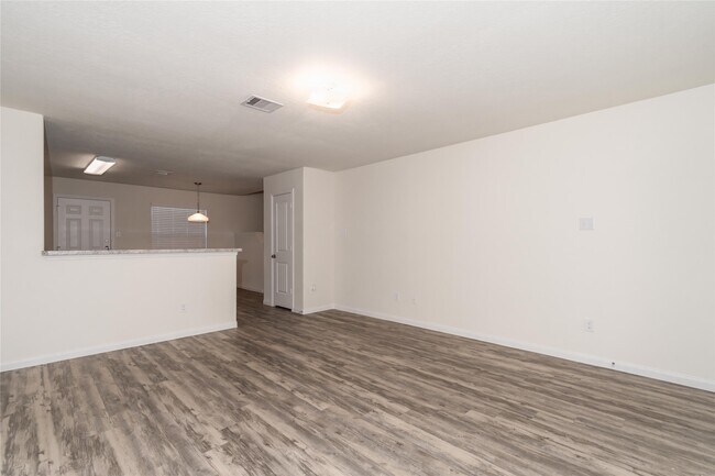 Foto del edificio - 5456 Quail Cove Ln