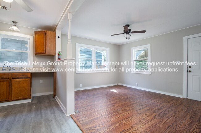 Foto del edificio - 2/1 Large home close to everything