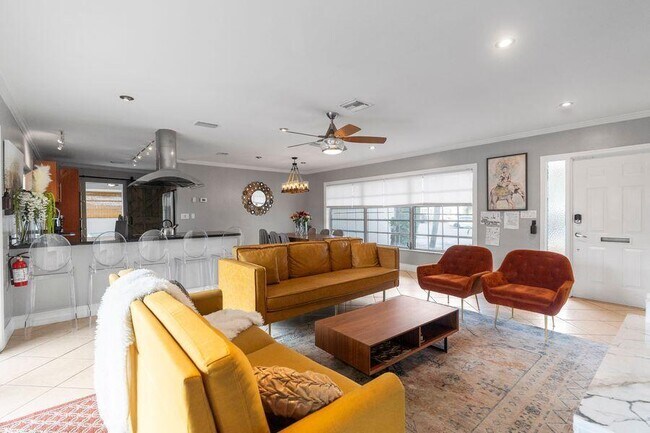 Foto del edificio - 5820 NE 14th Rd