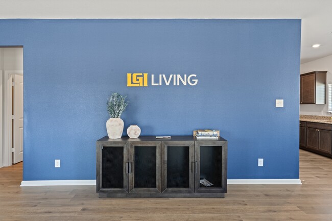 Photo - 900 Camelia Grv Ct House