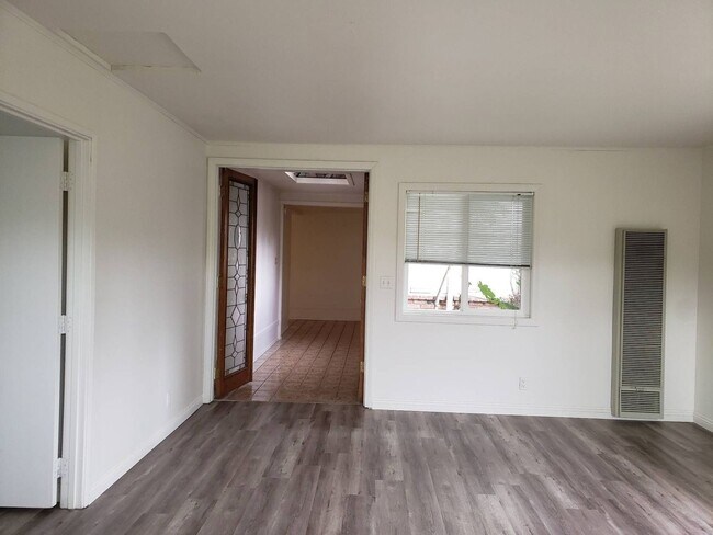 Foto del edificio - 5 Bed, 3 Bath La Mesa Home with SOLAR!