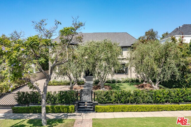 Foto del edificio - 615 N Oakhurst Dr