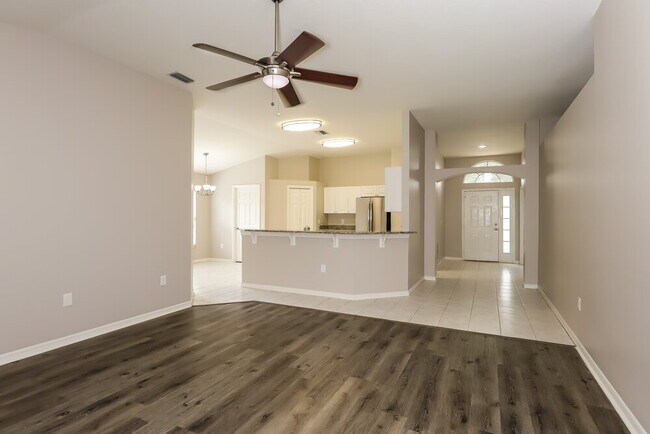 Foto del edificio - 10806 Windbury Way