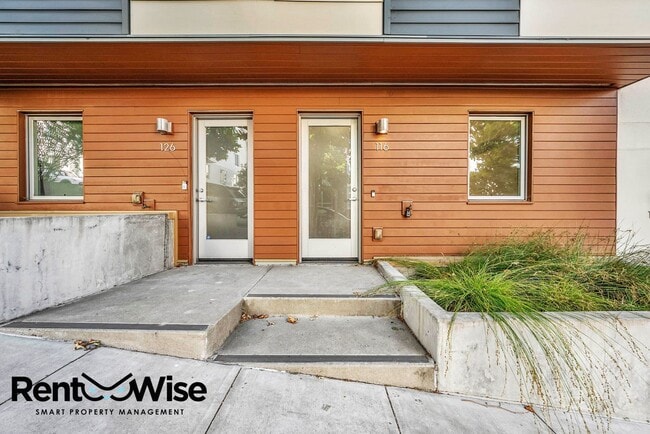 Photo - 116 Coleman St Townhome