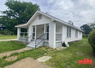 Building Photo - 1532 Barton St