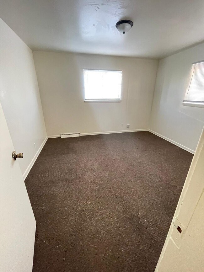 Foto del edificio - 8924 W Carmen Ave