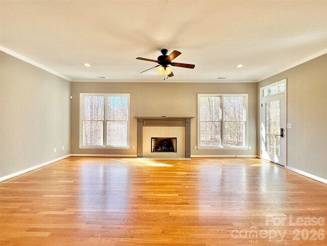 Foto del edificio - 7809 Deer Trail