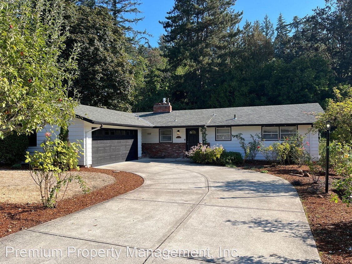 Primary Photo - 3 br, 2 bath House - 3744 Felton St S