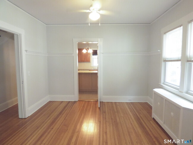 Building Photo - 70 Prospect St