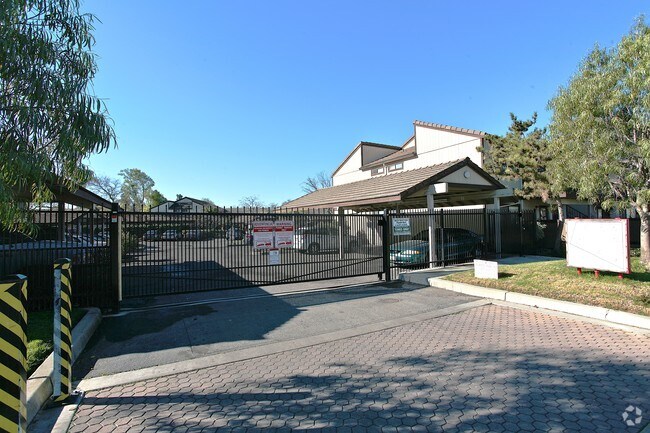 Foto del edificio - Summerhill Place Apartments