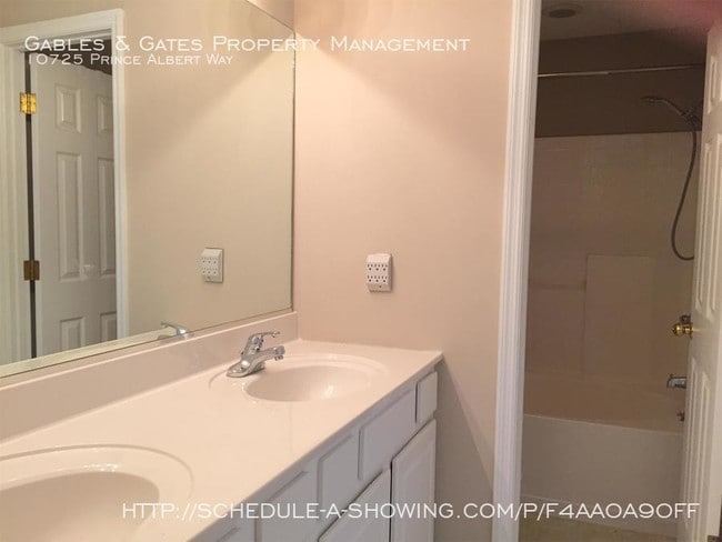 Building Photo - 10725 Prince Albert Way