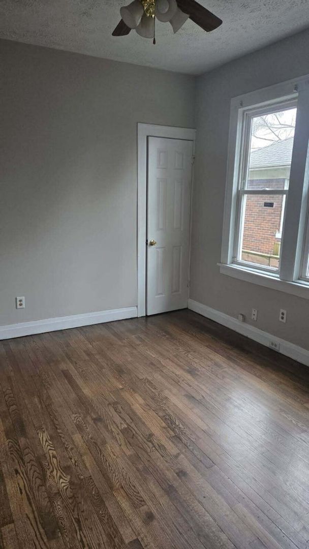 Building Photo - SCHEDULE YOUR APPOINTMENT TODAY & COME SEE...