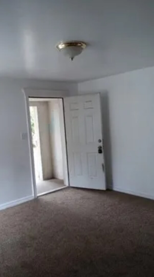 Building Photo - Quaint 4 Bed 2 Bath Home in Pocatello!