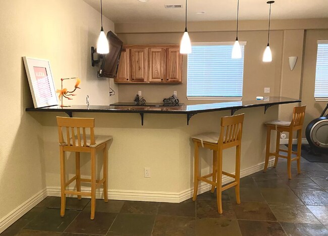 Foto del edificio - 21640 E Briarwood Dr