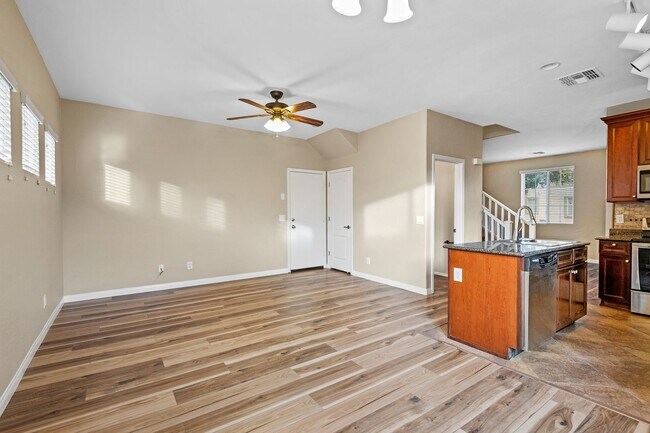 Building Photo - COMING SOON! Amazing Single Family Home fo...